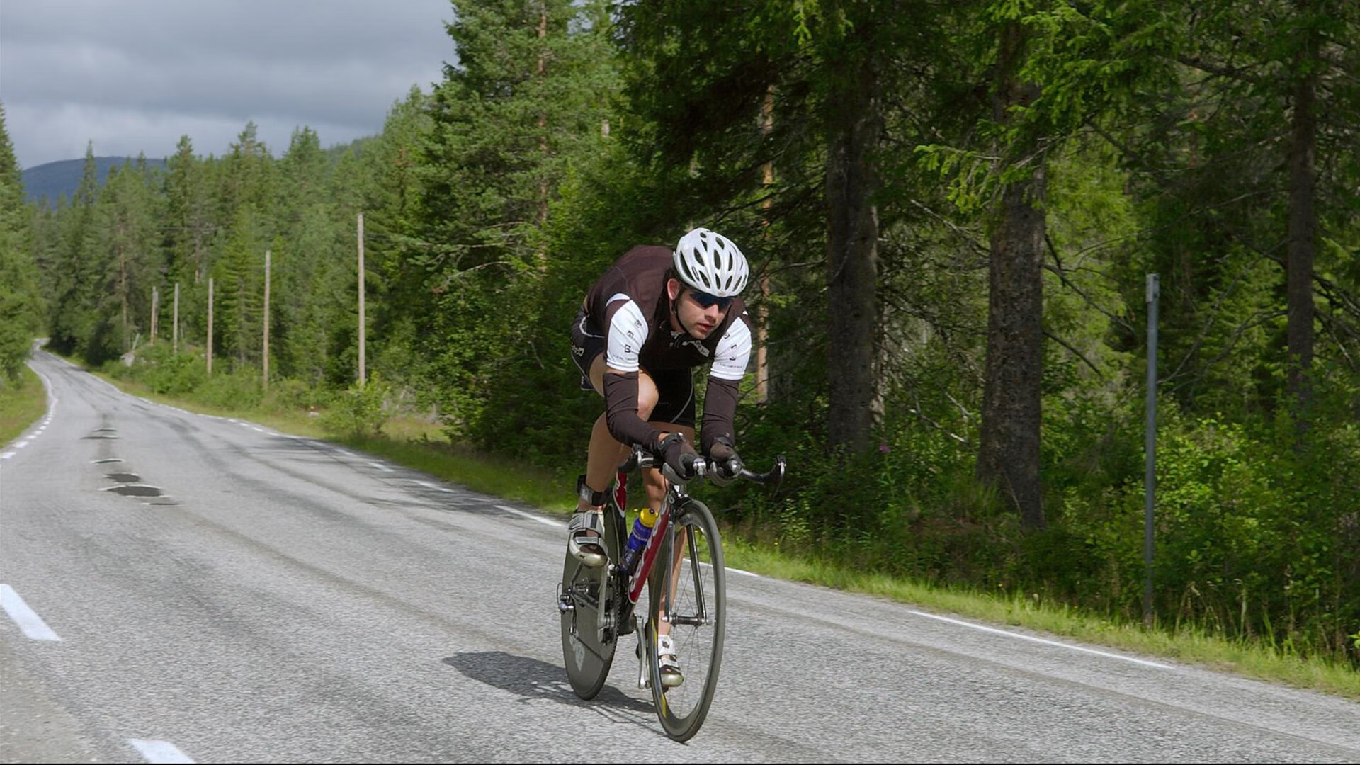 特色夜光跑比赛，燃爆城市的运动夜晚，夜光跑步